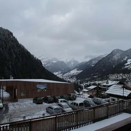 Apartment Chatel, 2 Pieces, 6 Personnes - Fr-1-200-166