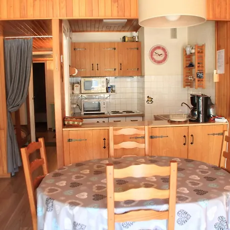 Apartment Chatel, 2 Pieces, 6 Personnes - Fr-1-200-166 Chatel